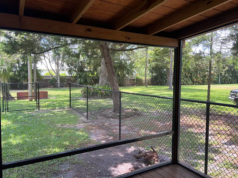 8400 Trotters Ln — Photo 17