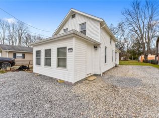 17512 Olive Ave, Lake Milton, OH 44429