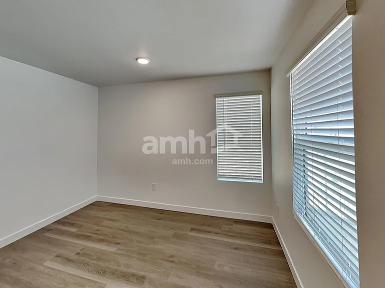 18483 W Honeysuckle Dr — Photo 11