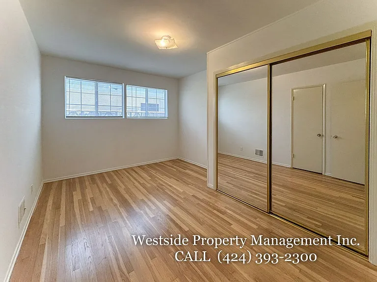 244 S Doheny Dr #244A — Photo 16