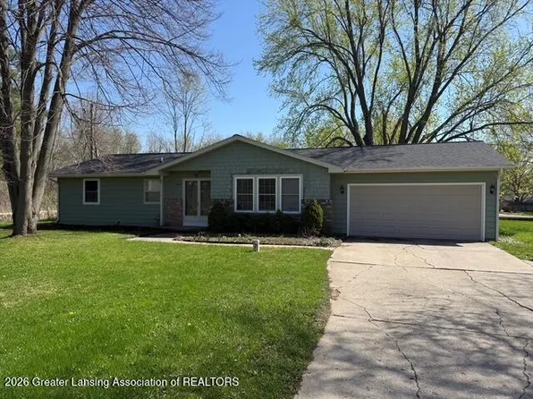 7895 W Herbison Rd, Grand Ledge, MI 48837