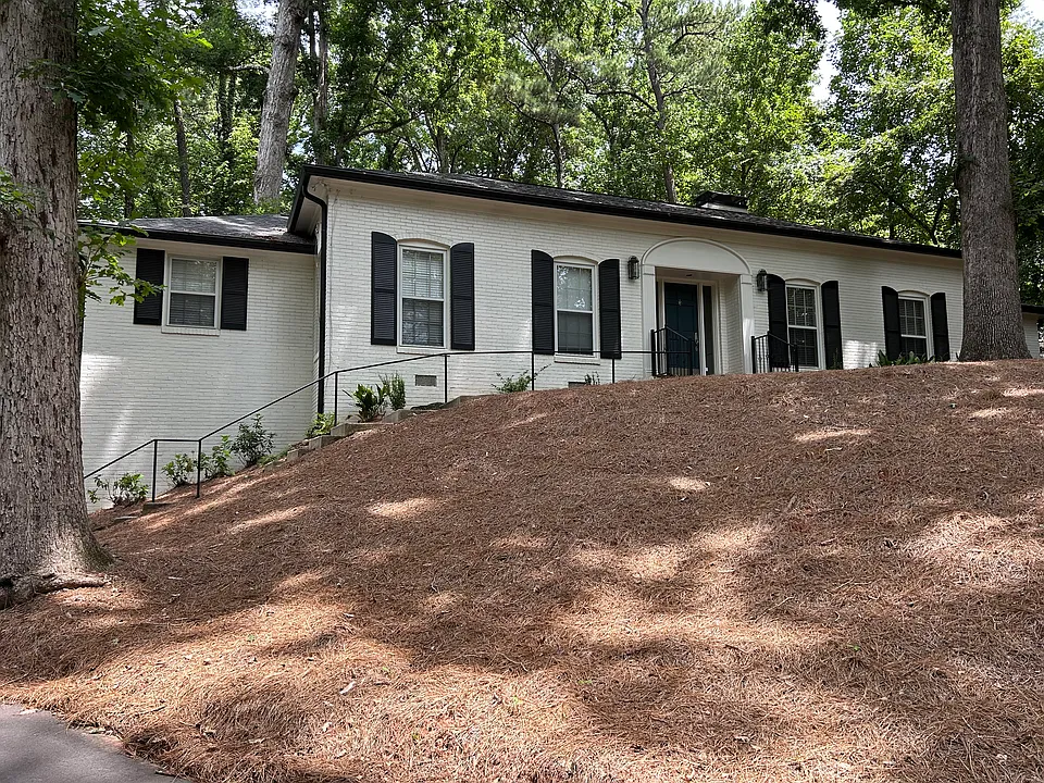 1485 W Wesley Rd NW