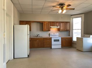 101 W 5th St, Muscatine, IA 52761