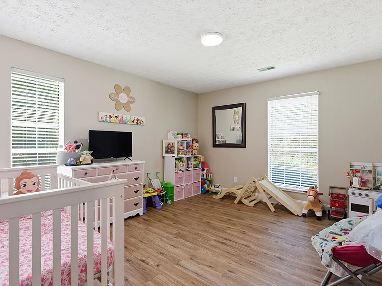 8400 Lesley Marie Ln — Photo 19