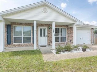 5825 Ventura Ln, Pensacola, FL 32526