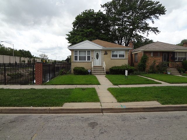 1st image of 1128 S 31st Ave