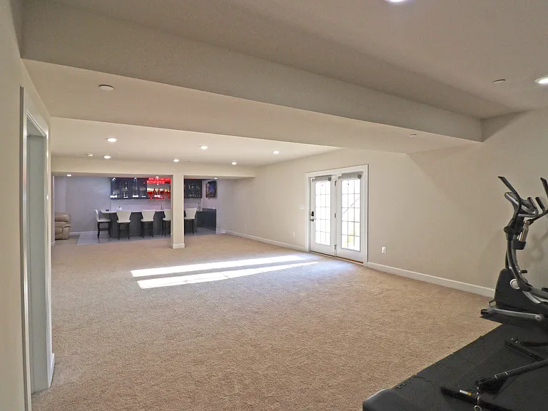 1040 Stepping Pl — Photo 61