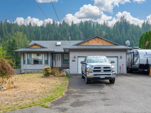 4728 Spruce Cres, Barriere, BC V0E 1E0