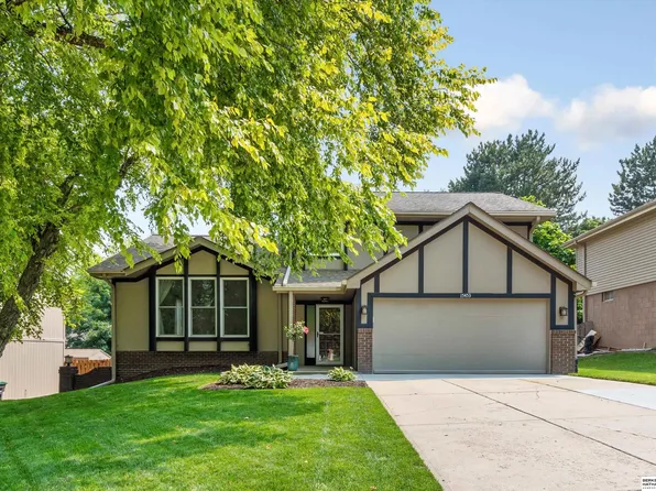 15453 Harney St, Omaha, NE 68154