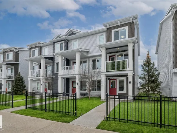 16335 84th St NW #4, Edmonton, AB T5Z 0S2
