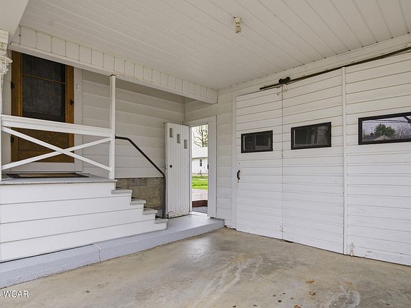 5th image of 613 Woodland Ave
