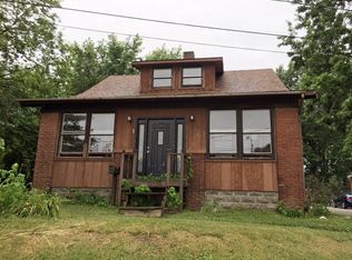 310 Broadway, Highland, IL 62249