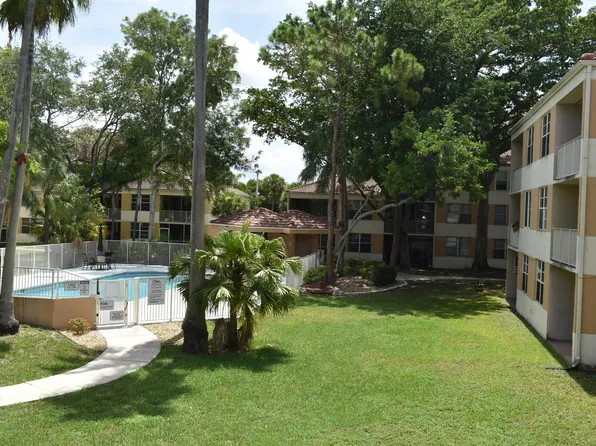 8298 NW 24TH Street, Coral Springs, FL 33065
