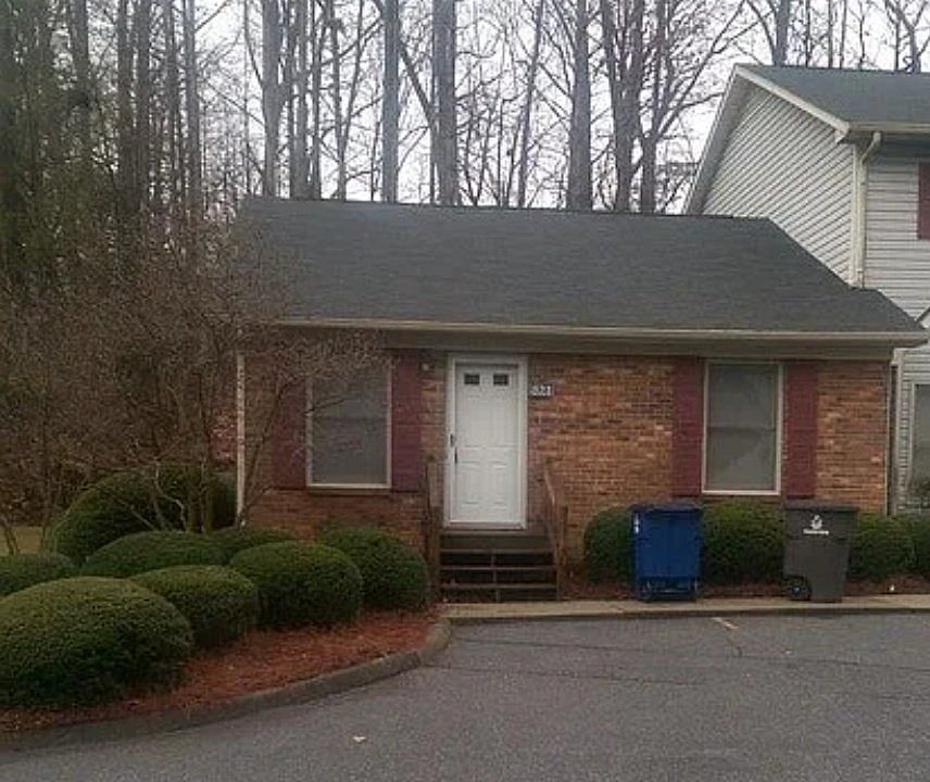1st image of 821 Brickwood Ct