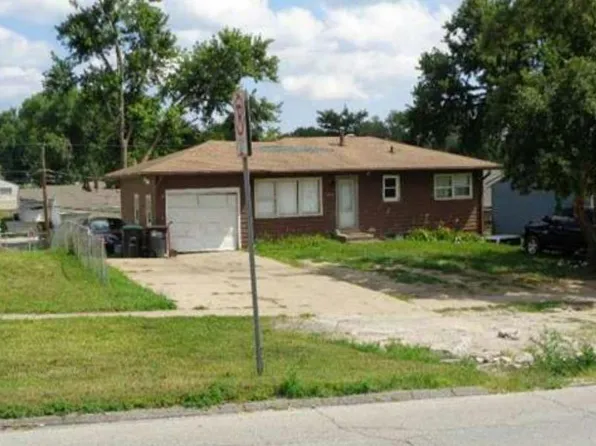 6618 Hartman Ave, Omaha, NE 68104