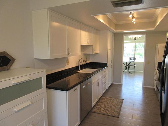 2nd image of 9512 W Glen Oaks Cir