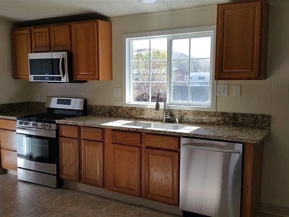 5th image of 5498 Woods Dr