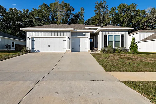 231 Bronze St Photo 1