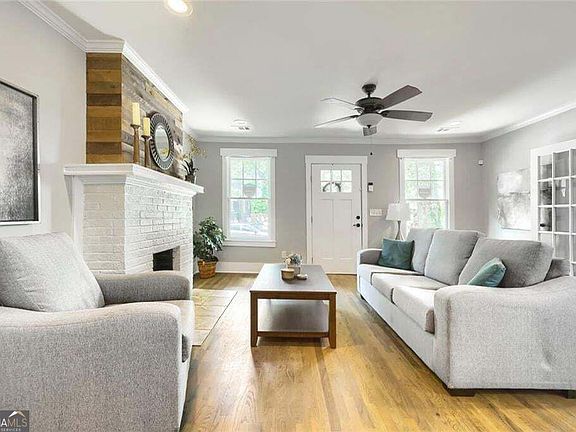 5th image of 654 Gillette Ave SW