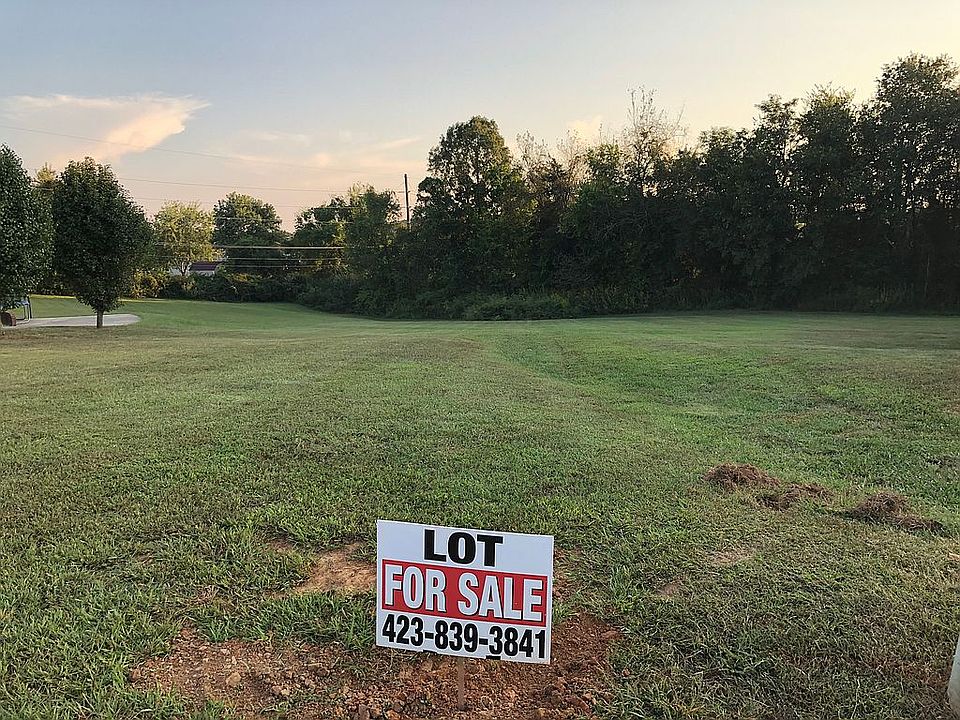 2nd image of 2620 Plantation Dr