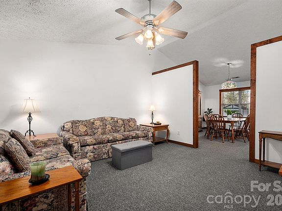 5th image of 7710 Walkup Rd