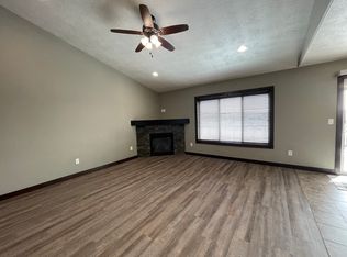 5918 S Mandy Ave #5918, Sioux Falls, SD 57106