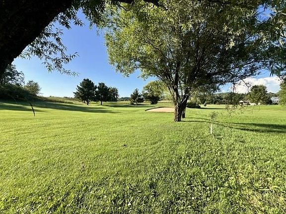 4th image of 10038 Elkhorn Rd