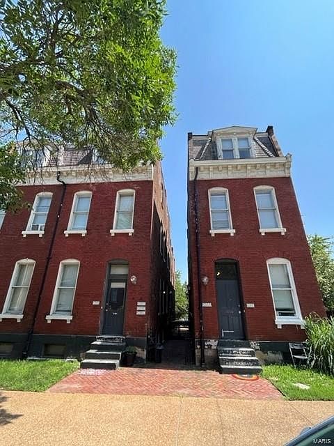1st image of 2632 S 11th St