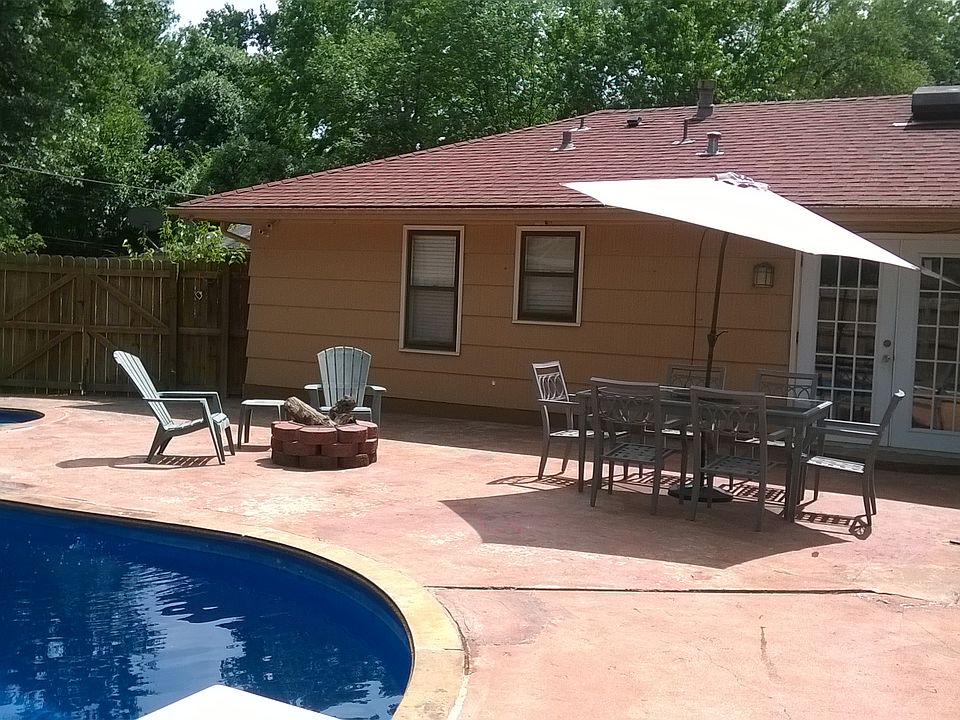 1st image of 9215 Fairwood Ct