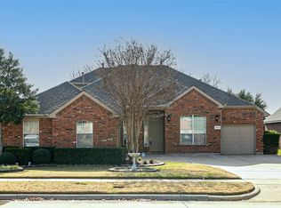 1012 Huntington Trl, Mansfield, TX 76063