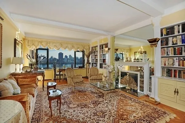 Sold by Citi Habitats | media 33