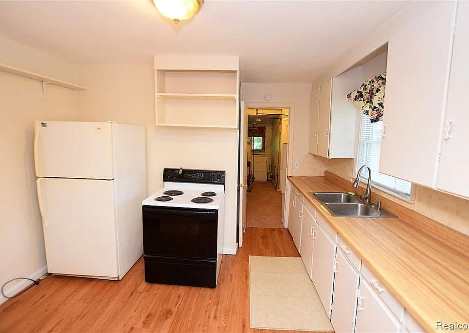 Main house kitchen with new flooring