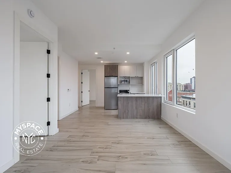 2718 Church Ave #409 — Photo 9