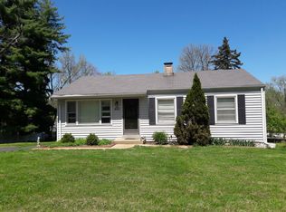 445 Radford Ln, Ballwin, MO 63021