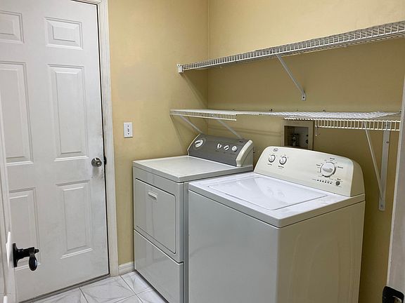 5th image of 3743 Long Grove Ln