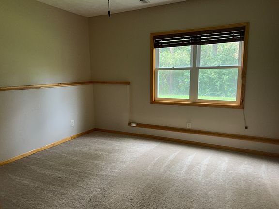 5th image of 8850 Truchard Rd