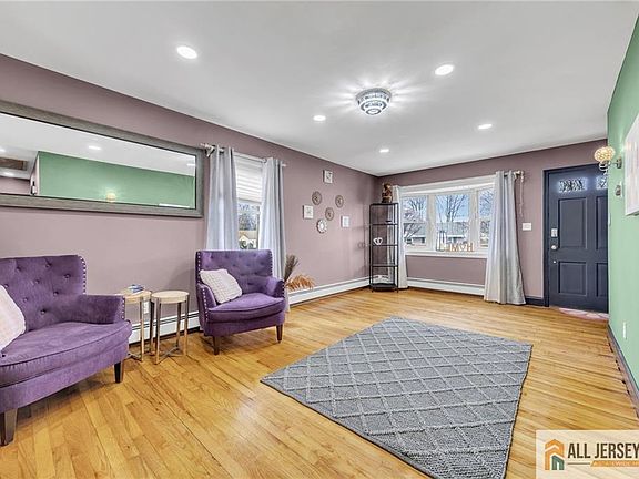 2nd image of 165 Crescent Ave