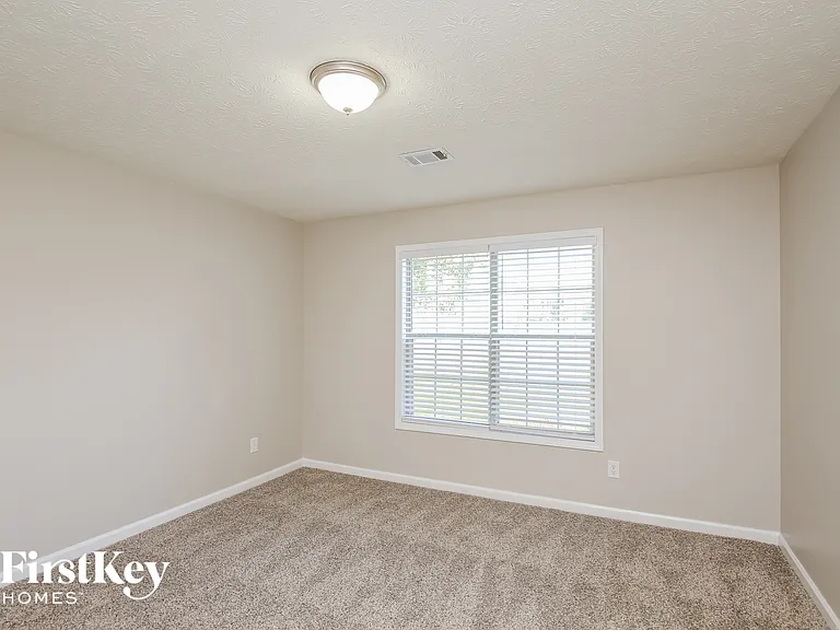 1500 Summer Lake Ter — Photo 12