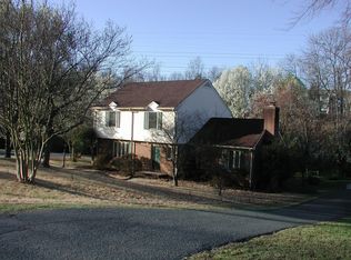 9101 Robert Frost Ln, Charlotte, NC 28213