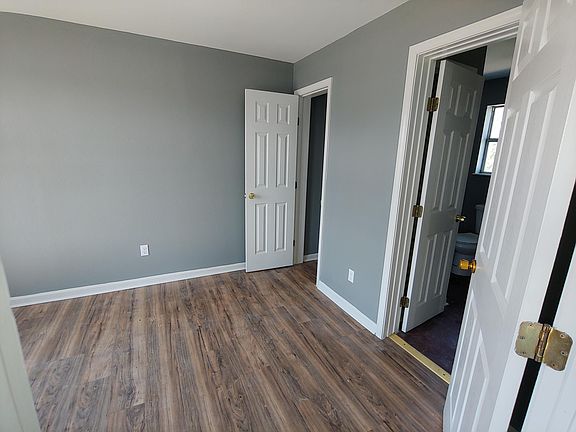 5th image of 1804 Morgan Ave #B