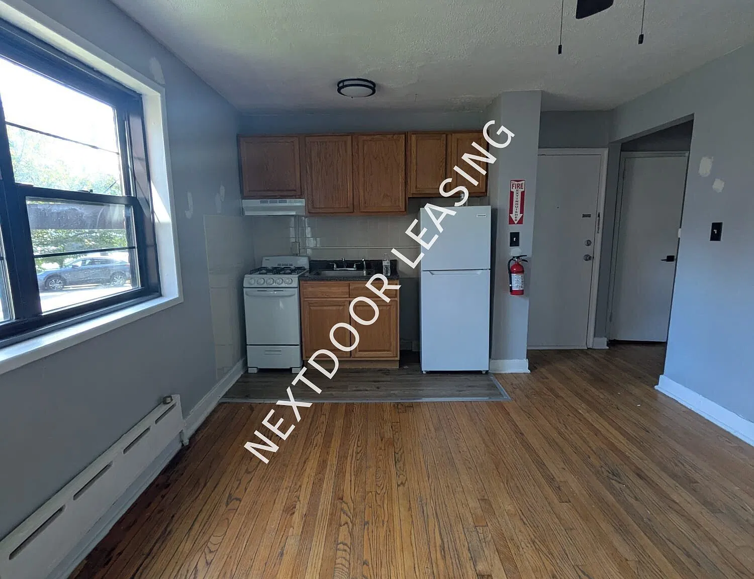 41 Belgrove Dr — Photo 2