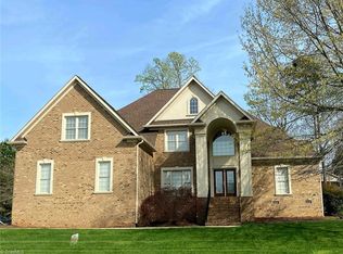 1004 Dunleigh Dr, Burlington, NC 27215