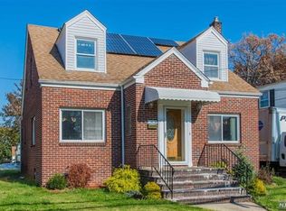 523 Forest Ave, Lyndhurst, NJ 07071