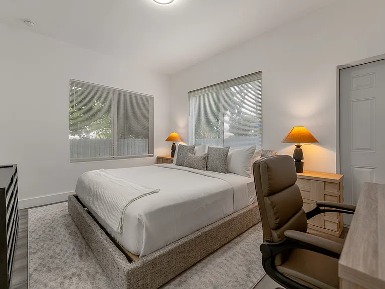 44 NW 10th Ave #2 — Photo 14