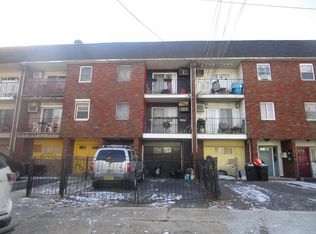 93 Ferry St, Jersey City, NJ 07306