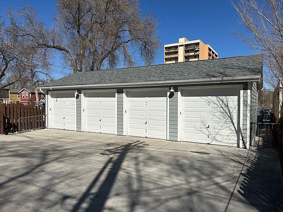 3rd image of 525 E Kiowa St Unit 101