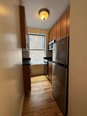 Rented by Bond New York | media 2