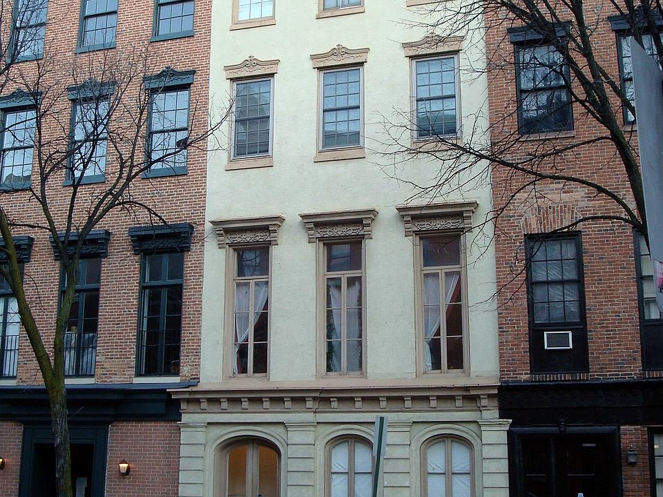 Front of Building (blonde)