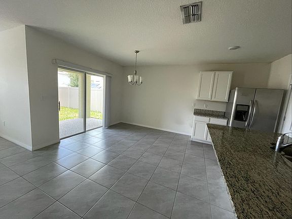 5th image of 9020 Alba Ln