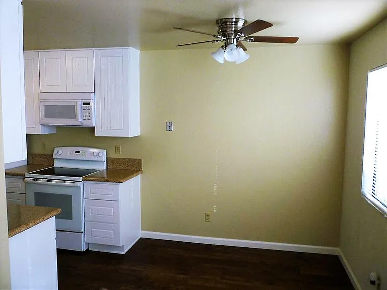 2240 Garnet Ave #1 — Photo 7